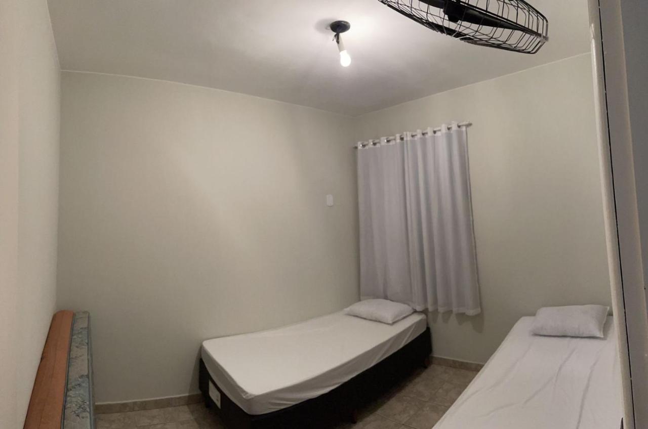 Apartamento A 200M Da Praia Do Morro Com Wifi Гуарапарі Екстер'єр фото